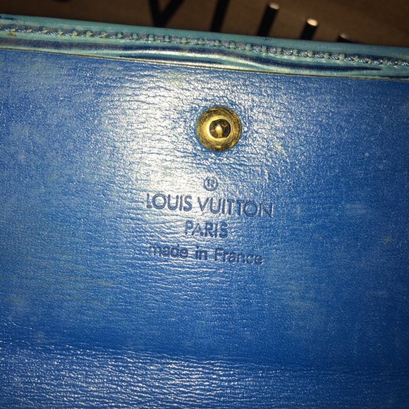 SOLD Louis Vuitton Blue Epi Wallet - Picture 3 of 8